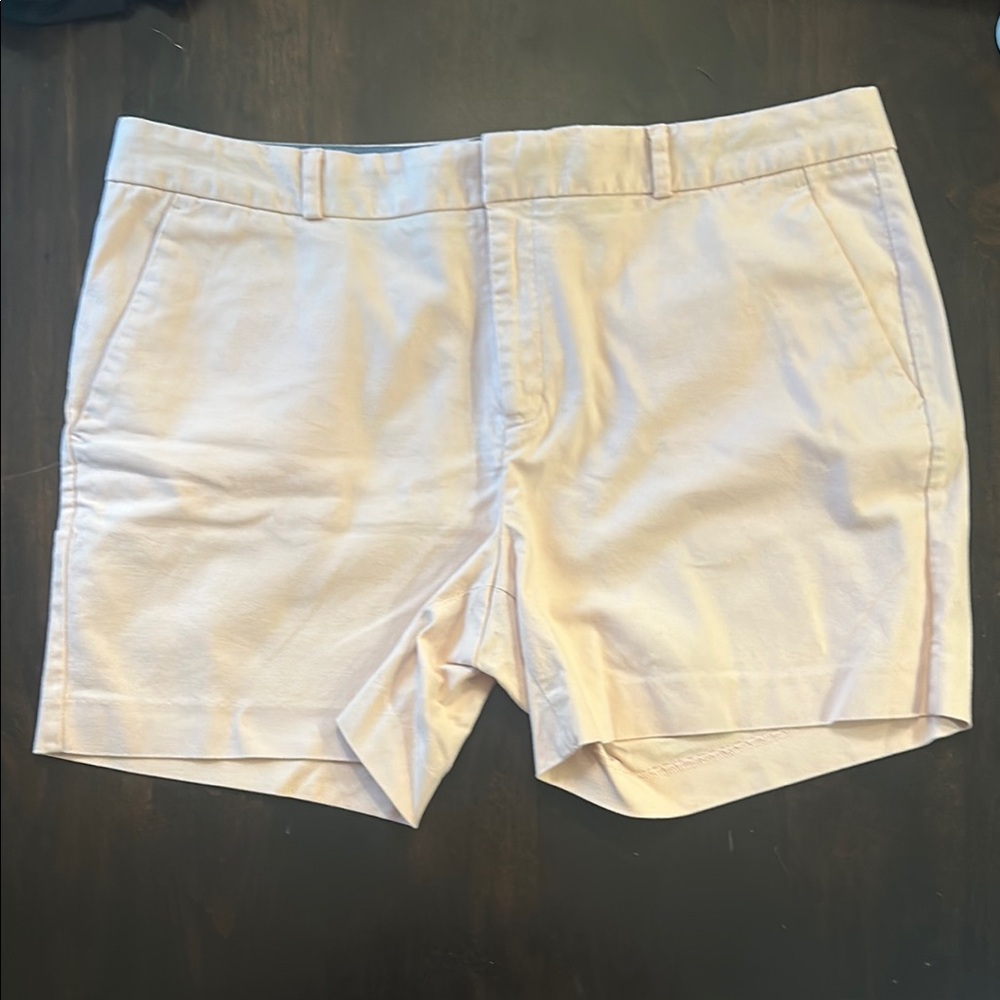 Blush pink Banana Republic short
